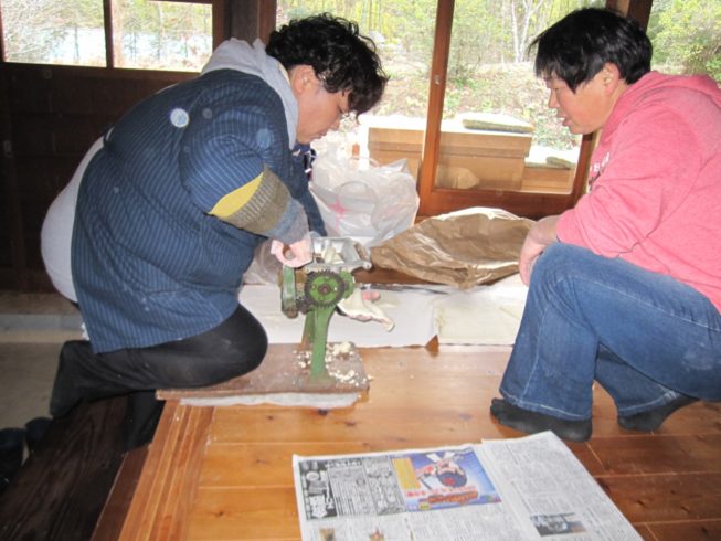 雪降る藤枝大沢 青野さんっち で昔体験 静岡 藤枝 焼津 島田 掛川の注文住宅 育暮家はいほーむす